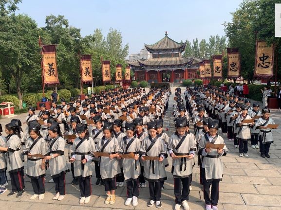 建业学校实践活动